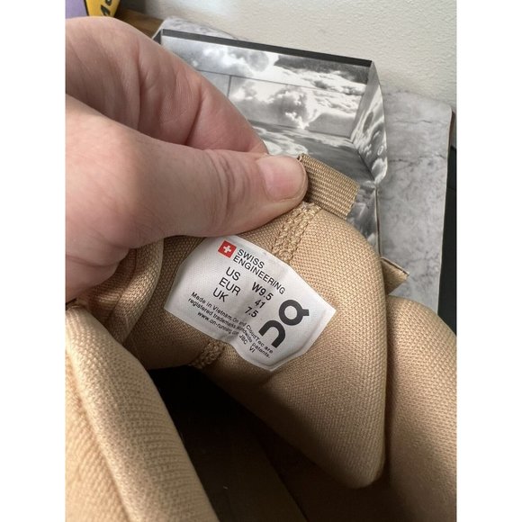 On Cloudswift Monochrome Hi Top Sneakers In Dune Womens Size 9.5 - Picture 9 of 11